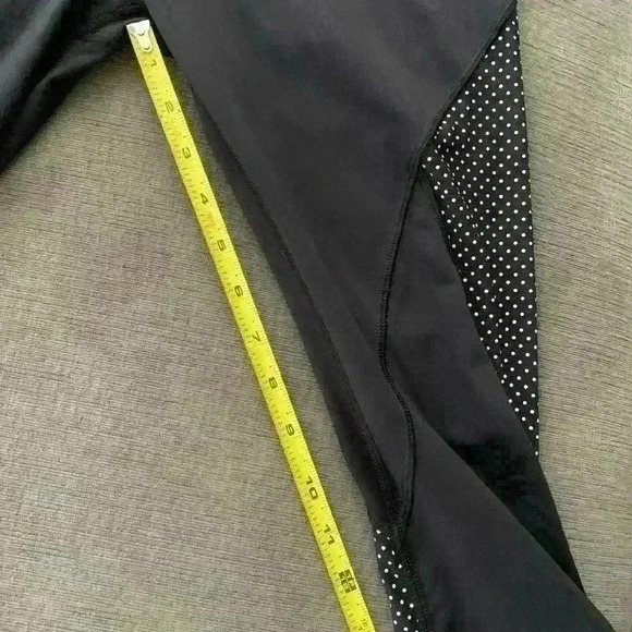 Lululemon Cropped leggings. - Picture 7 of 7